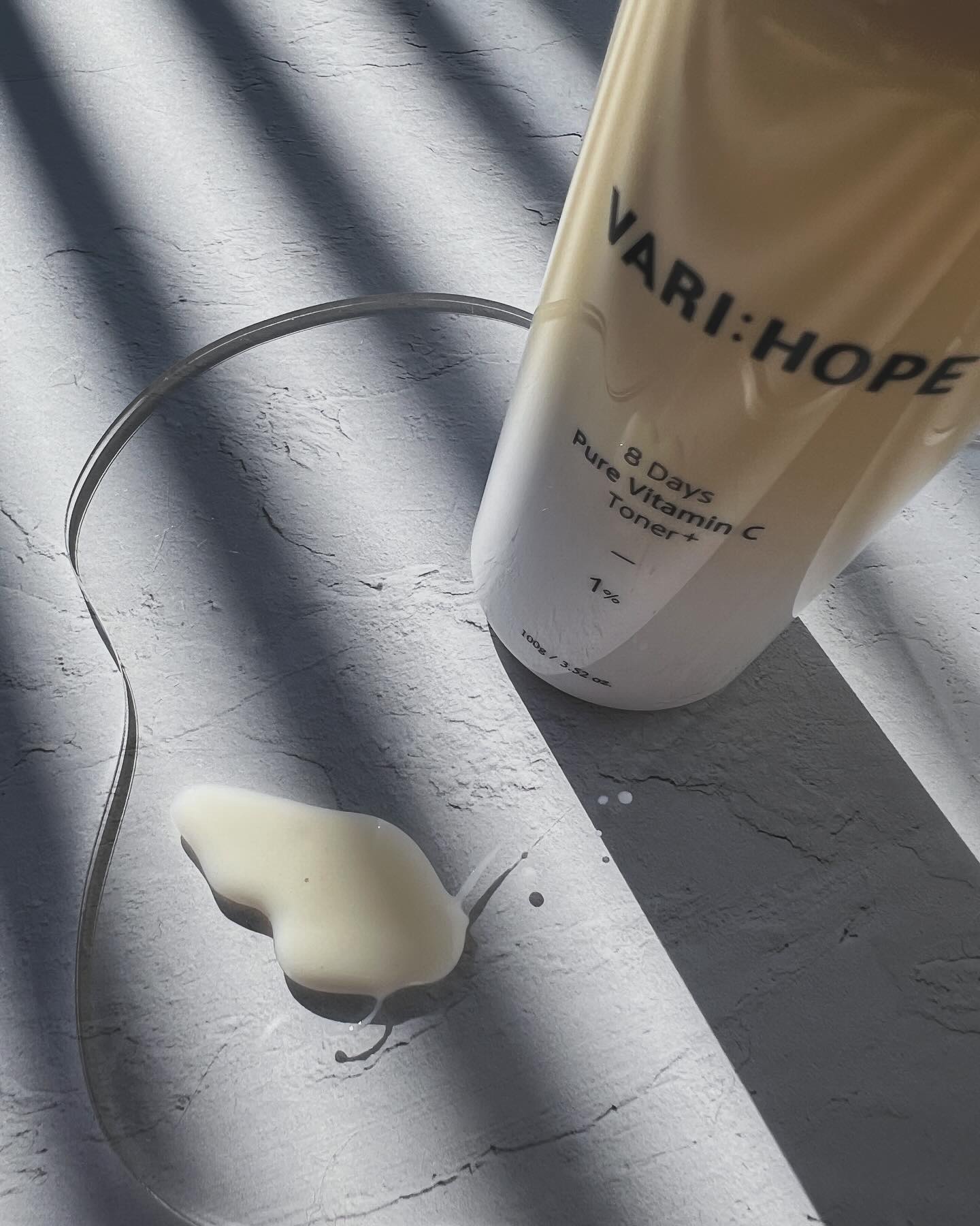 8デイズピュアビタミンCトナー｜VARI:HOPEの効果に関する口コミ