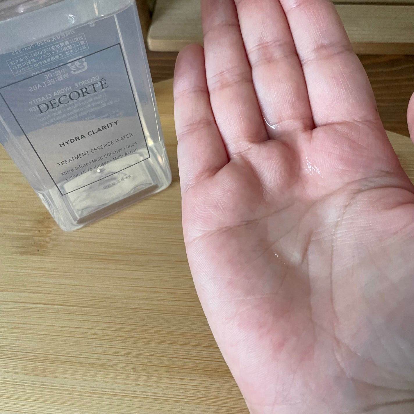 イドラクラリティ 薬用 トリートメント エッセンス ウォーター/DECORTÉ/化粧水を使ったクチコミ(3枚目)