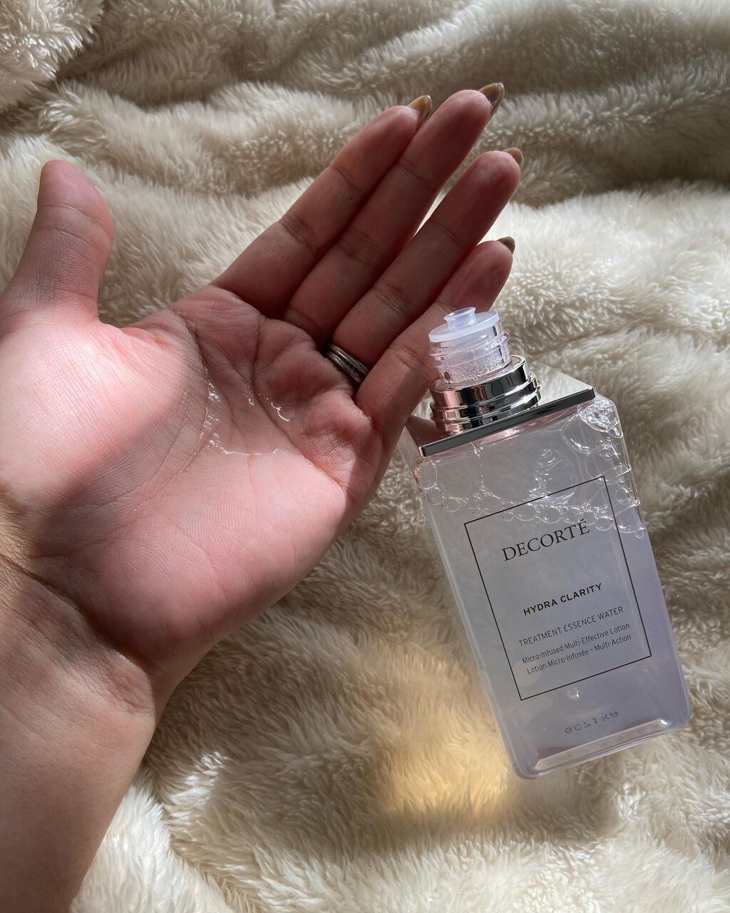 イドラクラリティ　薬用 トリートメント エッセンス ウォーター/DECORTÉ/化粧水を使ったクチコミ（3枚目）