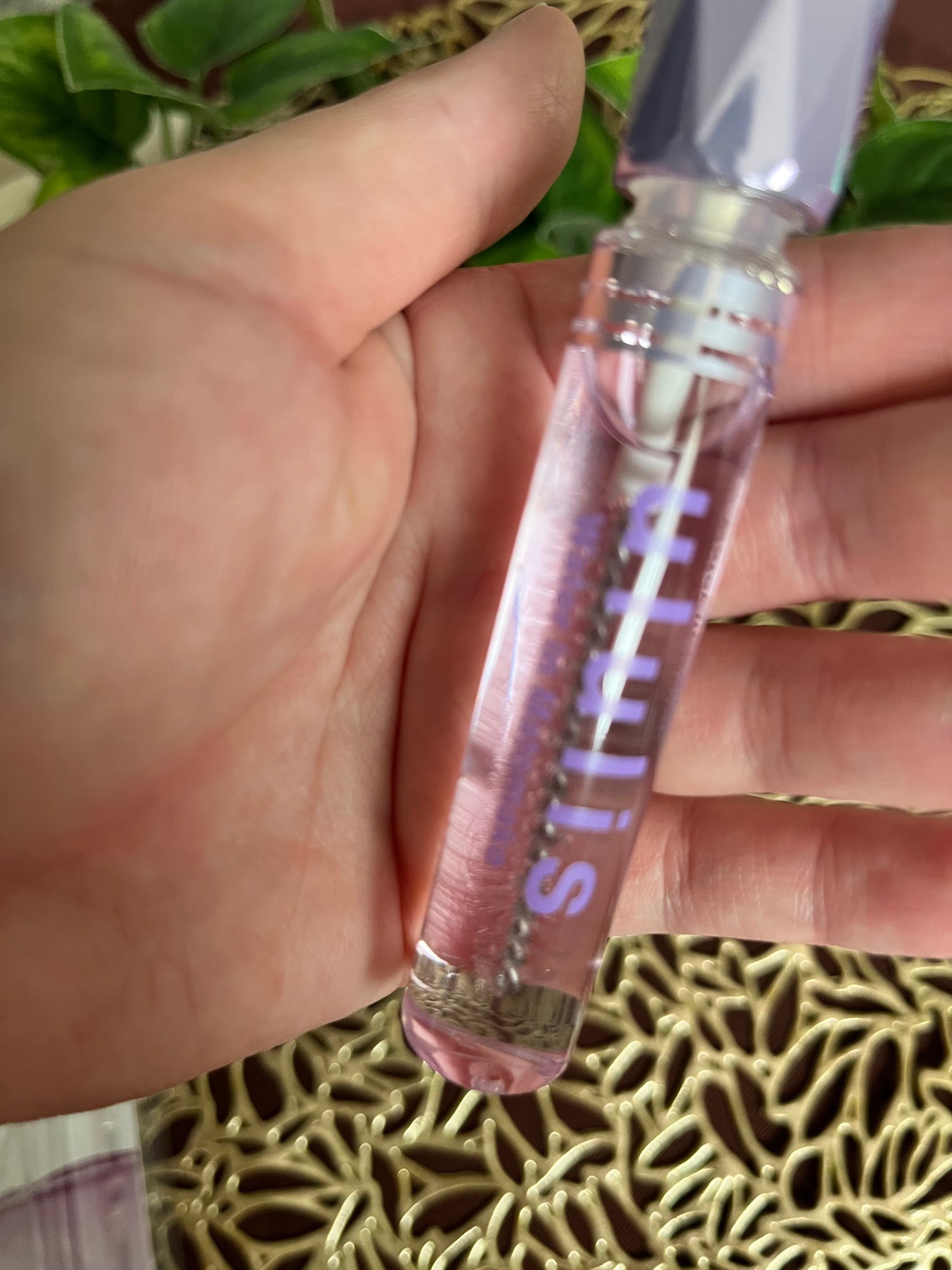 るしふぁー on LIPS 「「ululisウォーターインマトメイク」ひと塗りで前髪や毛流れ..」(2枚目)