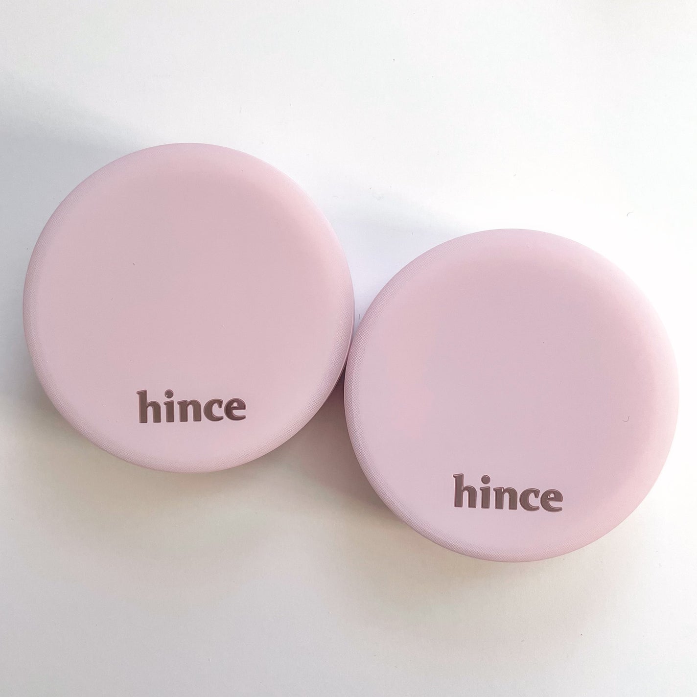 セカンドスキンエアリーパウダー/hince/プレストパウダーを使ったクチコミ(2枚目)