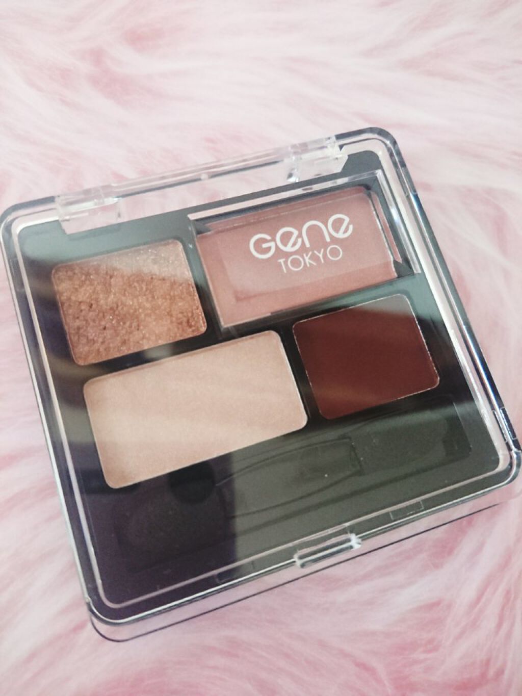 リラクシーアイシャドウ/GENE TOKYO/アイシャドウパレットを使ったクチコミ(1枚目)