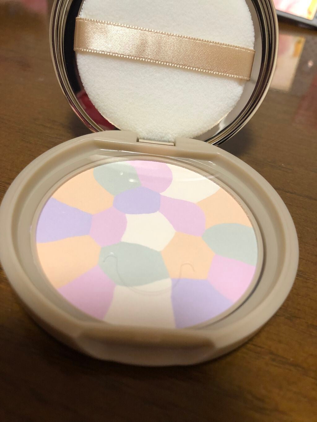 マシュマロフィニッシュパウダー ~Abloom~/キャンメイク/プレストパウダーを使ったクチコミ(2枚目)