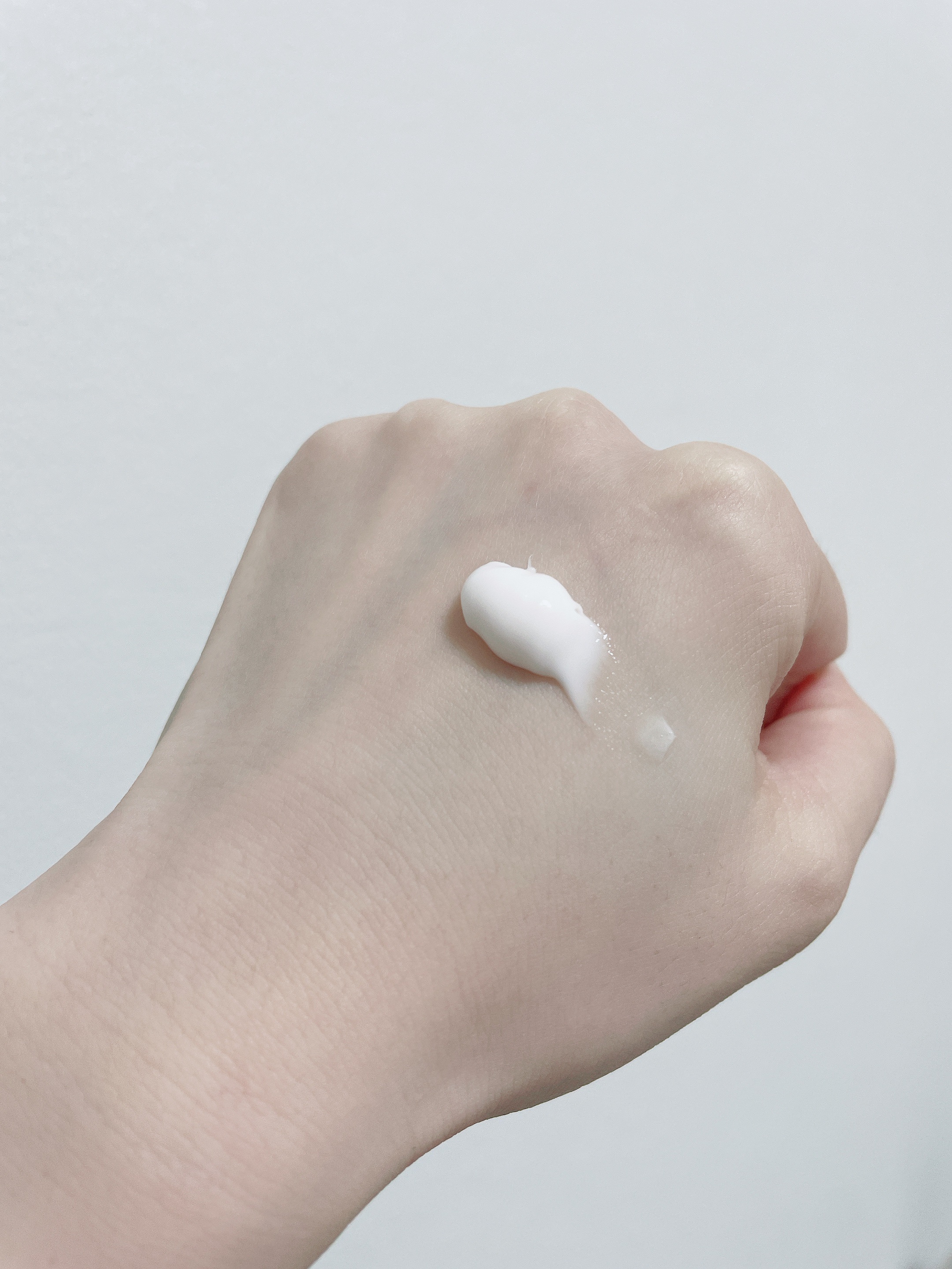 アンドハニー　メルティモイスト ハンドクリーム/&honey/ハンドクリームを使ったクチコミ（3枚目）