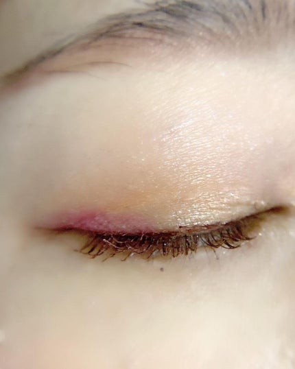 luce.naomi on LIPS 「【春色満開🌸ルナソル新色アイシャドウ】こんばんは。ヘアメイクル..」(6枚目)