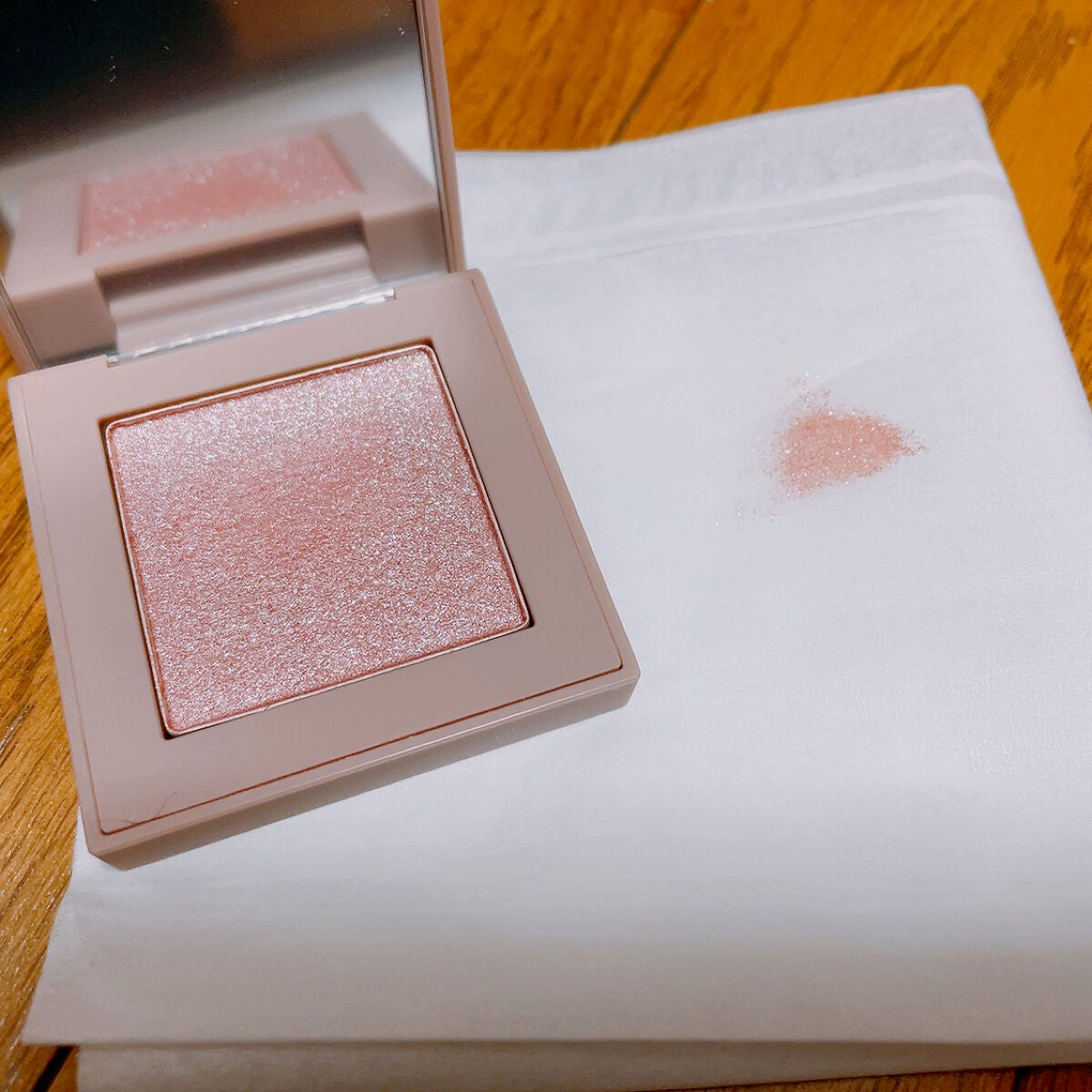 ニューデップスアイシャドウ/hince/単色アイシャドウを使ったクチコミ(1枚目)