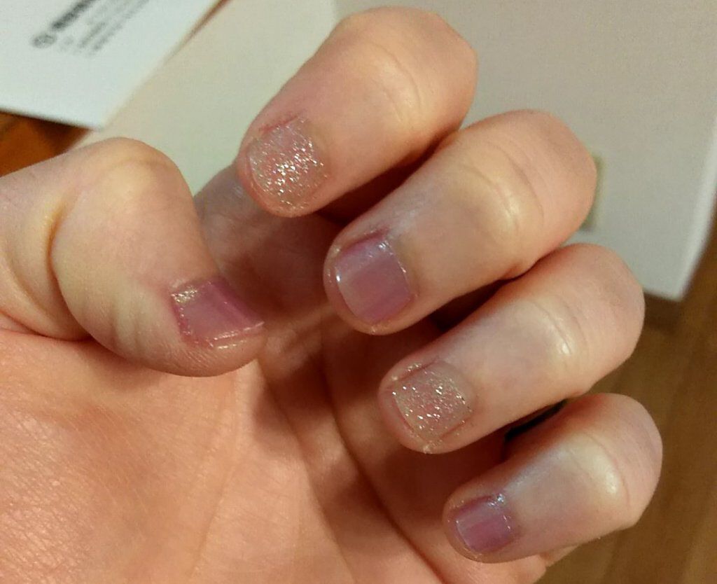 ネイル エナメル/REVLON/マニキュアを使ったクチコミ（1枚目）