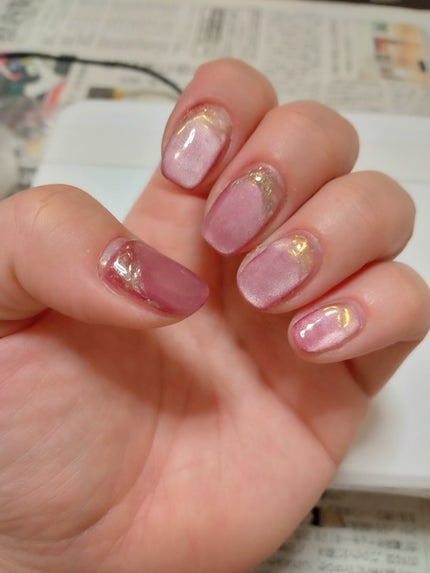 ネイル工房 ミラーパウダーのクチコミ「マイ🆕ネイル💅
もーミラー嫌いになりそうだった…もっと練習必要だな…でも、やっぱりゴールドキラ.....」(1枚目)