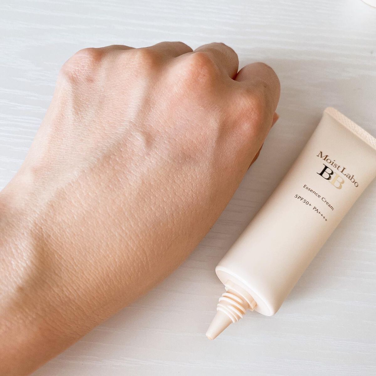 モイストラボ BBエッセンスクリーム/Moist Labo/BBクリームを使ったクチコミ(4枚目)