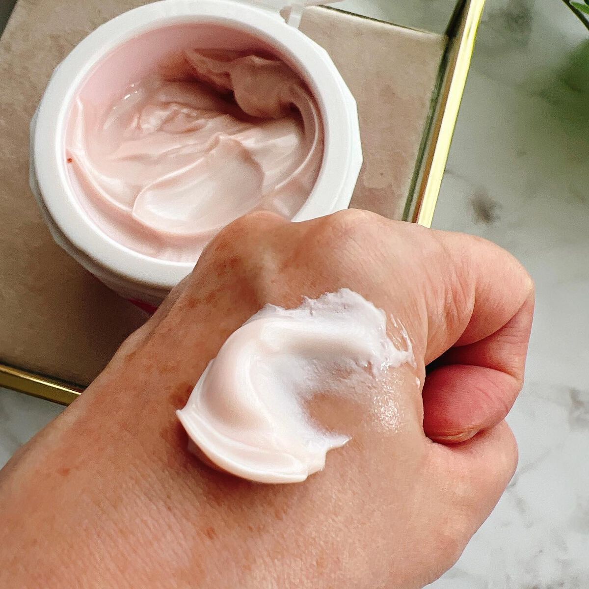 薬用 リンクル美コルセットゲル/プリオール/オールインワン化粧品を使ったクチコミ(3枚目)