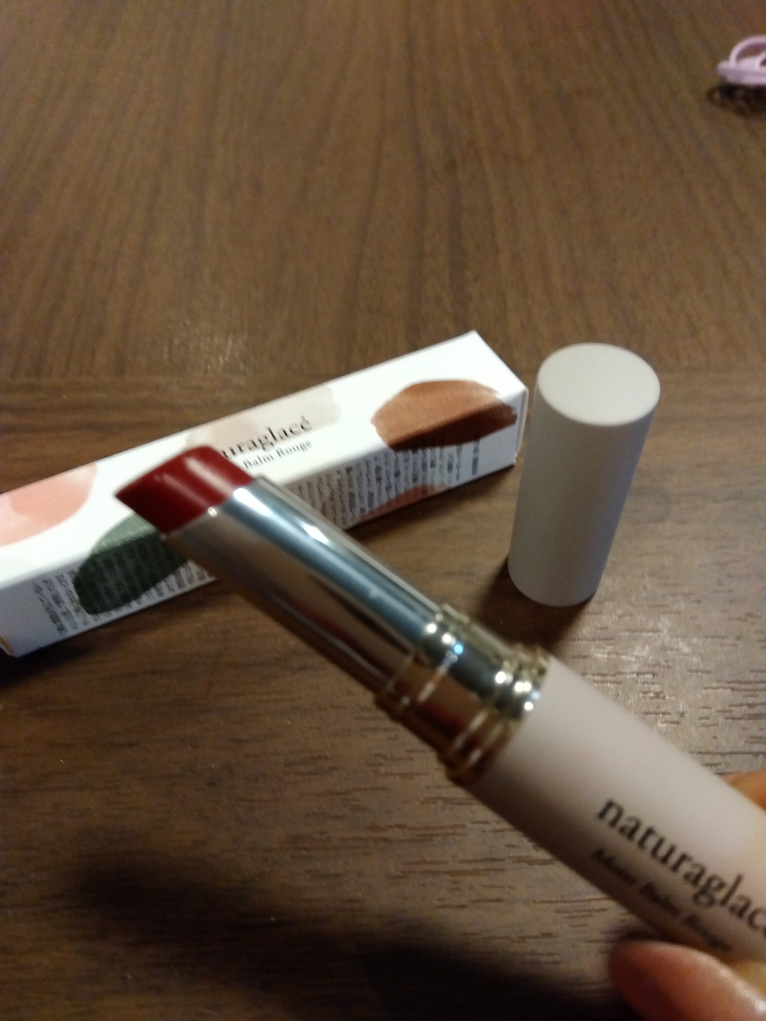 ナチュラグラッセ モイストバーム ルージュのクチコミ「久しぶりにいいな❢と思ったリップ💄
ナチュラグラッセのモイストバームルージュ
お色は06プラム.....」（2枚目）