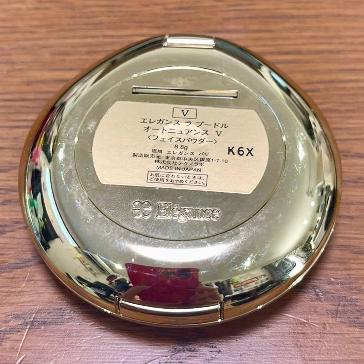 ラ プードル オートニュアンス/Elégance/プレストパウダーを使ったクチコミ(4枚目)