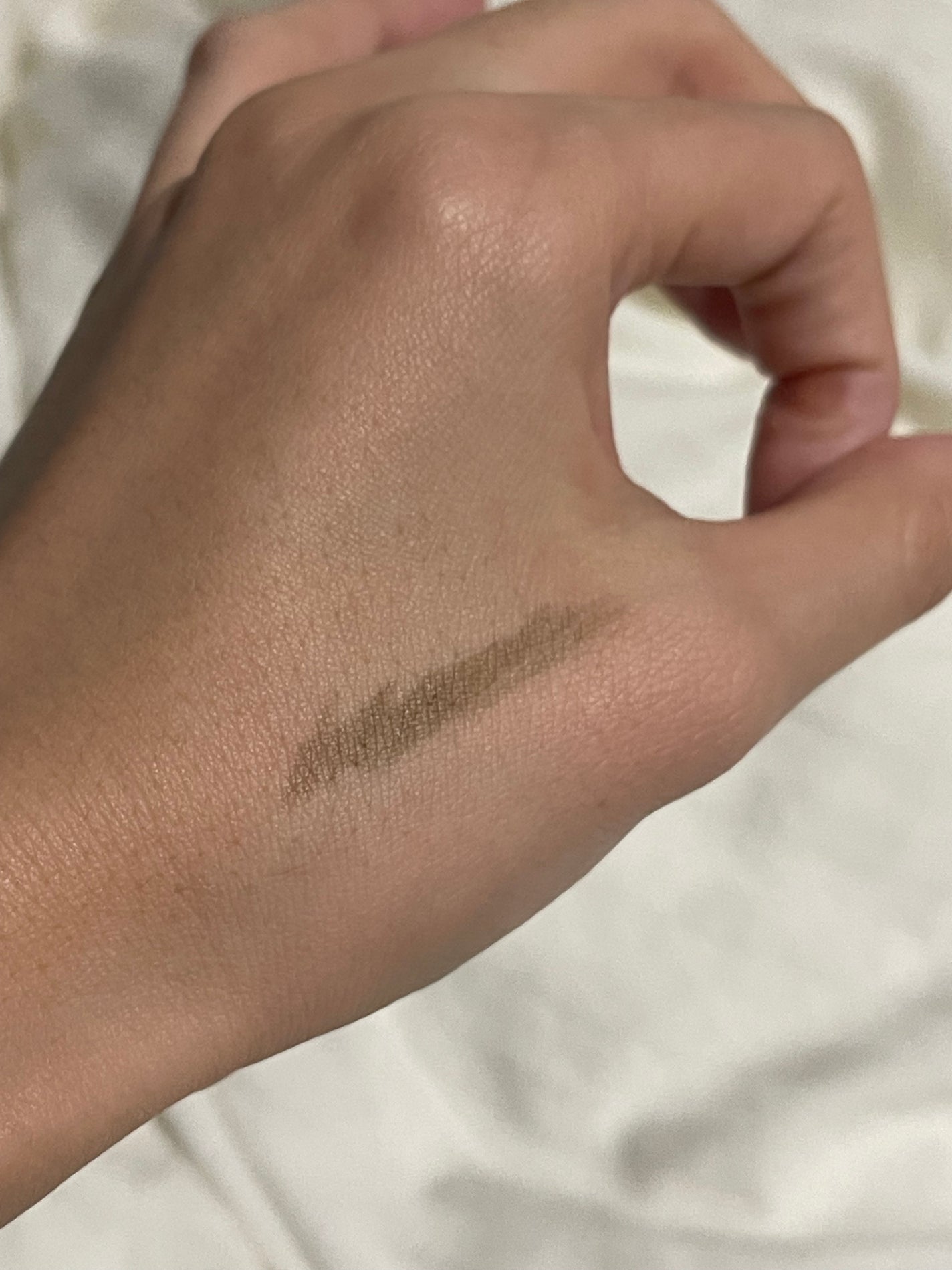 ビルダブロウ/MAYBELLINE NEW YORK/リキッドアイブロウを使ったクチコミ(3枚目)