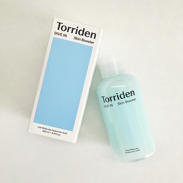 Torriden
DIVE IN SKIN BOOSTER
────────────
容器を逆さにして軽く押さないと出ないほど
とろっとしたテクスチャー。
⁡
香りはほとんどありません。
⁡
洗顔後すぐの肌に使っています。
⁡
軽くハンドプッシュするだけで
さらっとするくらい肌なじみがいいです。
⁡
しっとり感はそこそこですが
潤いを与えてくれます。
⁡
スーッとなじむ使用感がとてもいいです！

#PRの画像 その2