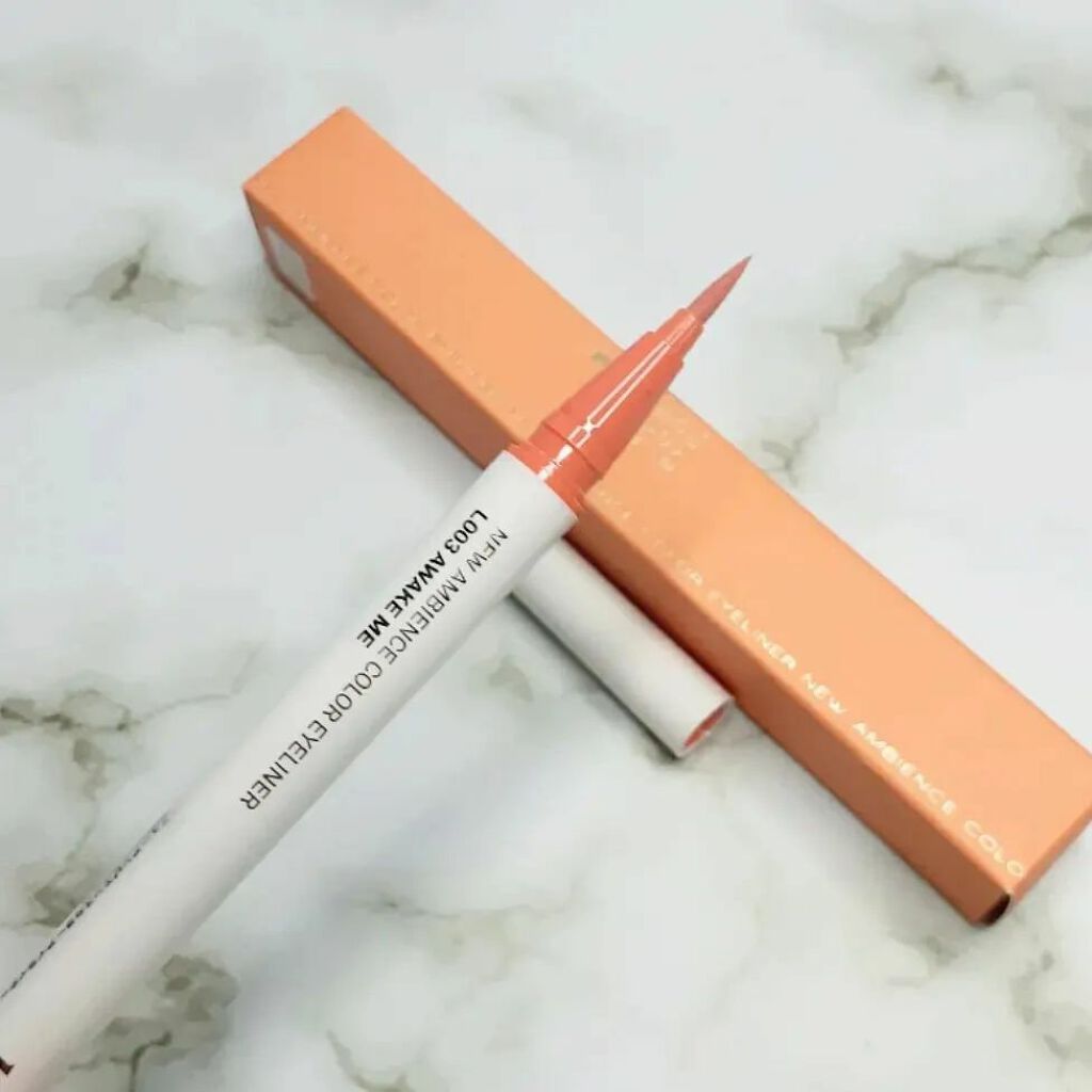 ニューアンビエンスカラーアイライナー アウェイク・ミー/hince/リキッドアイライナーを使ったクチコミ（2枚目）