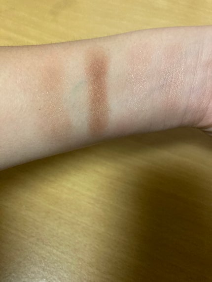 ベージュトーンアイシャドウ/CEZANNE/アイシャドウパレットを使ったクチコミ(3枚目)