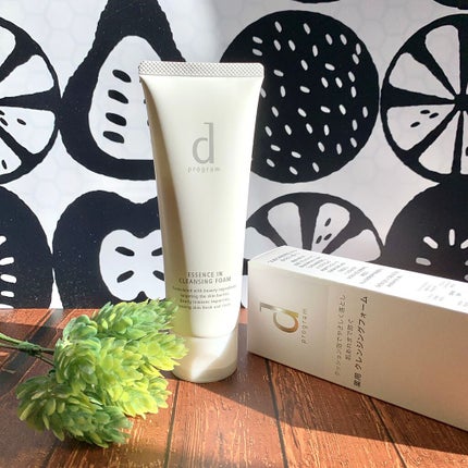 エッセンスイン クレンジングフォーム/d プログラム/洗顔フォームを使ったクチコミ(1枚目)