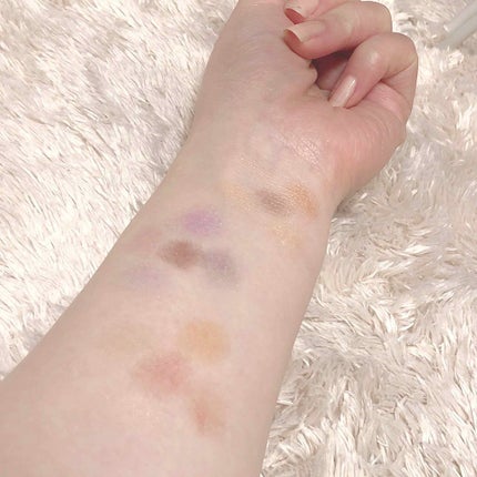 30COLORSEYESHADOWPALETTE/Dolly Angel/アイシャドウパレットを使ったクチコミ(3枚目)