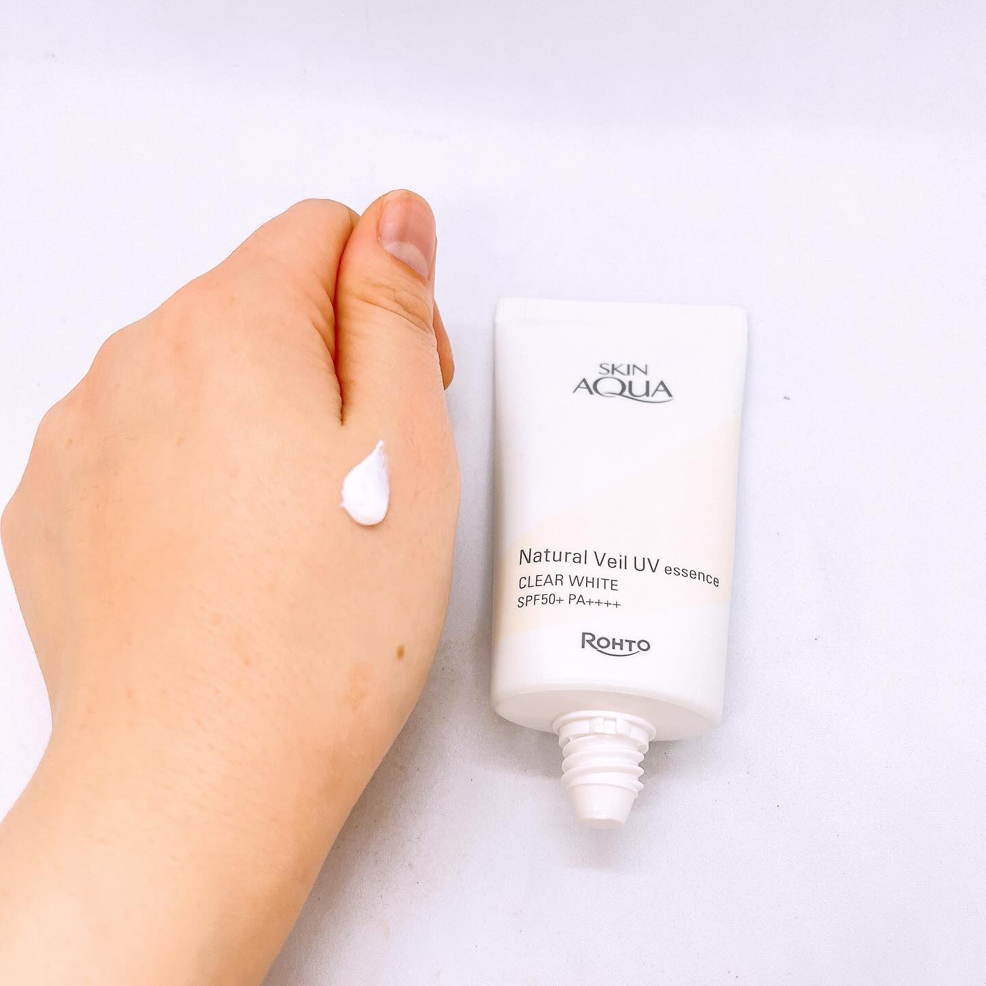 ナチュラルベールUVエッセンス/スキンアクア/日焼け止めクリームを使ったクチコミ（2枚目）