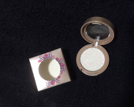 shadow/HOLDLIVE/アイシャドウパレットを使ったクチコミ(3枚目)