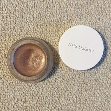 rms beauty ピーチルミナイザーのクチコミ「
秋におすすめ🍂

ブラウンとオレンジの落ち着いた色味の
ルミナイザー♡

これ単品で
リップ.....」（1枚目）