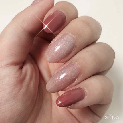 カラフルネイルズ/キャンメイク/マニキュアを使ったクチコミ(2枚目)