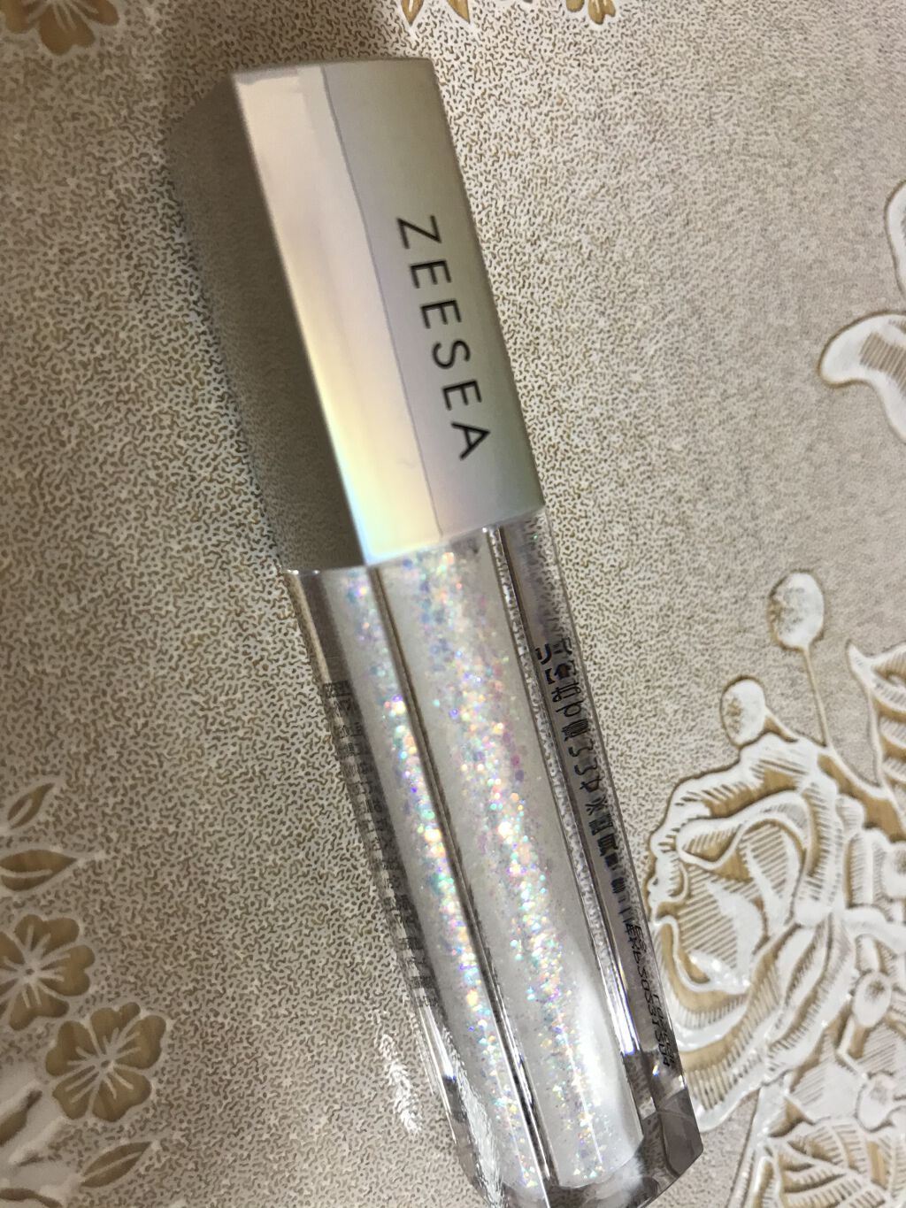 ダイヤモンドシリーズ 星空リキッドアイシャドウ/ZEESEA/リキッドアイシャドウを使ったクチコミ（1枚目）