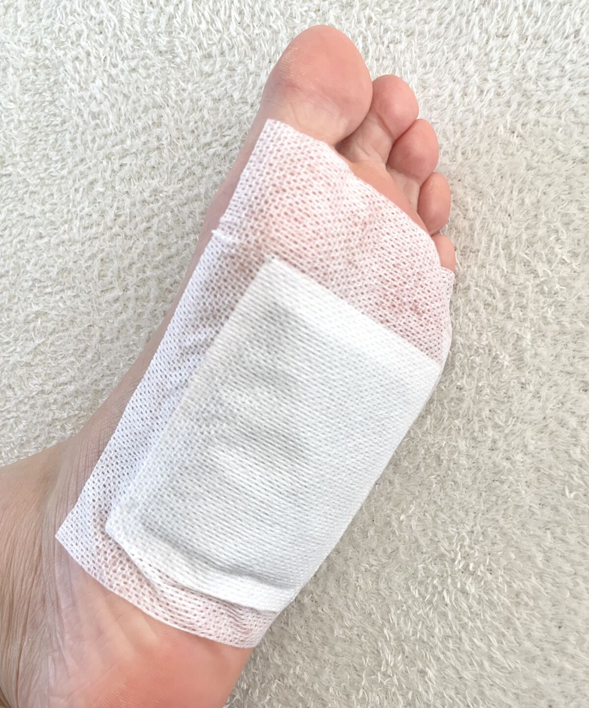 あしやすめ 足裏樹液シート/鎌倉ライフ/レッグ・フットケアを使ったクチコミ（3枚目）