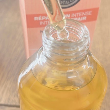 ファイブハーブス リペアリングインテンシヴオイル/L'OCCITANE/ヘアオイルを使ったクチコミ(5枚目)