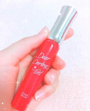 ETUDE HOUSE ディアダーリンオイルティントの♯6 チェリーベリーです！

発色    ★★★★★
色持ち★★★★★
保湿    ★★★★☆

私が実際に使って感じた良い点と悪い点を紹介したいと