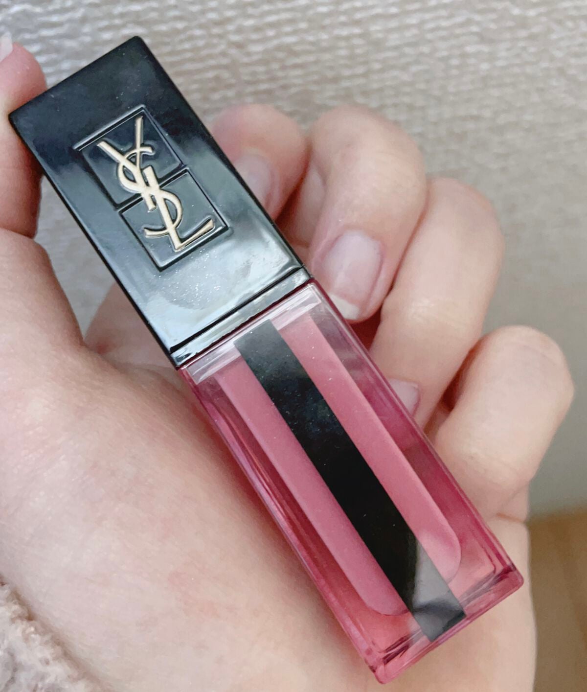 ルージュ ピュールクチュール ヴェルニ ウォーターステイン/YVES SAINT LAURENT BEAUTE/口紅を使ったクチコミ(1枚目)