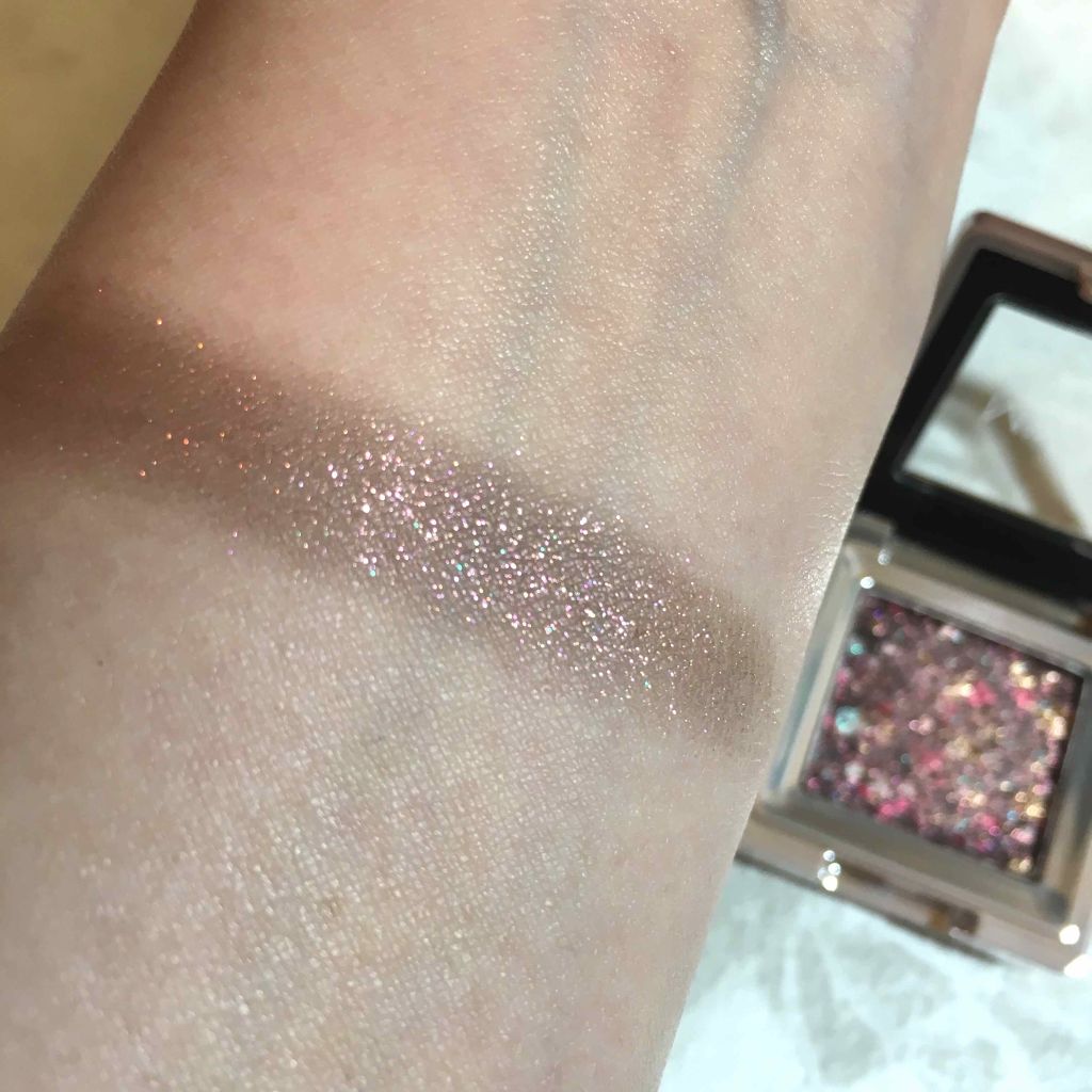 グリッタープリズム シャドウ/MISSHA/グリッターを使ったクチコミ(2枚目)