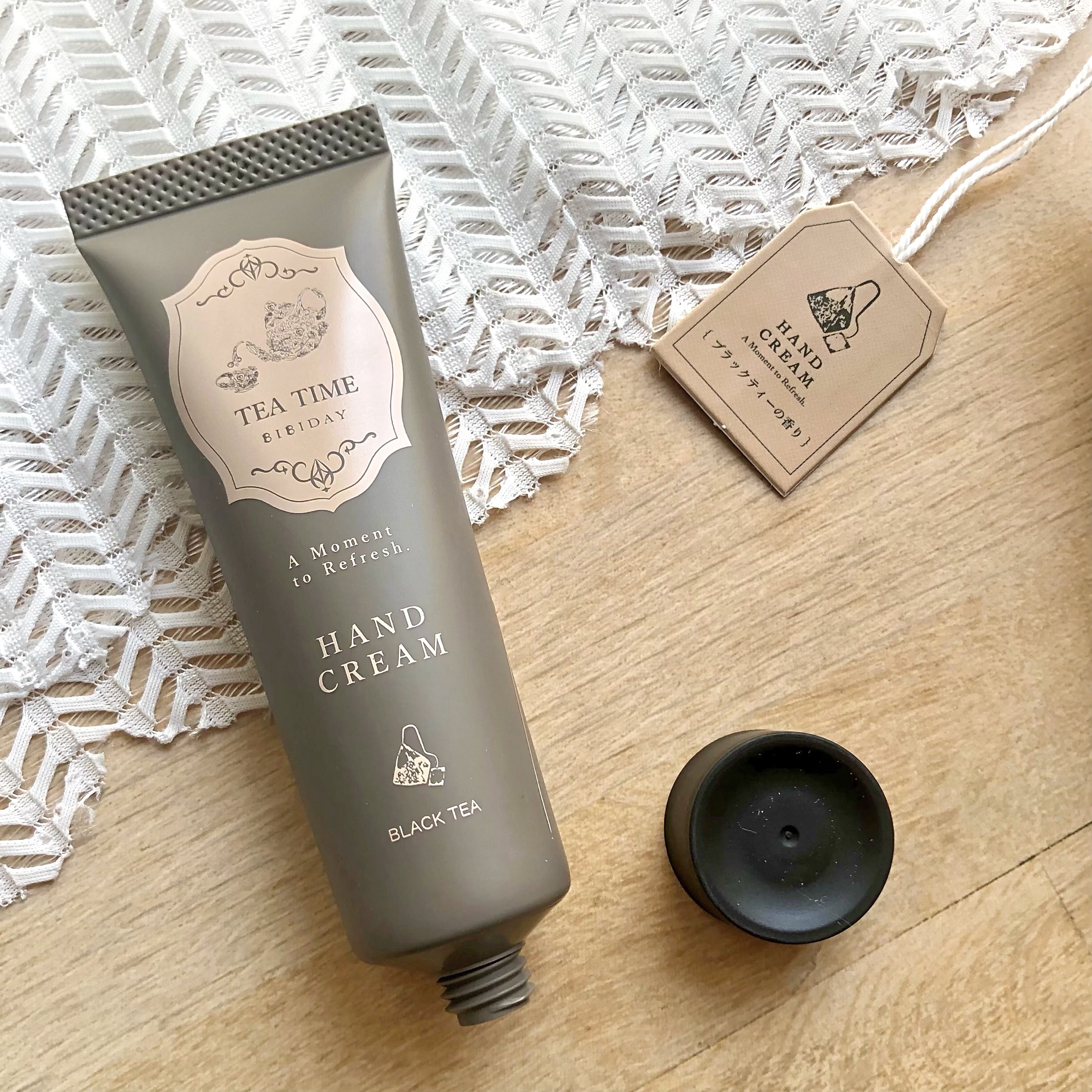 ティータイム ハンドクリーム ブラックティーの香り/BIBIDAY/ハンドクリームを使ったクチコミ（2枚目）