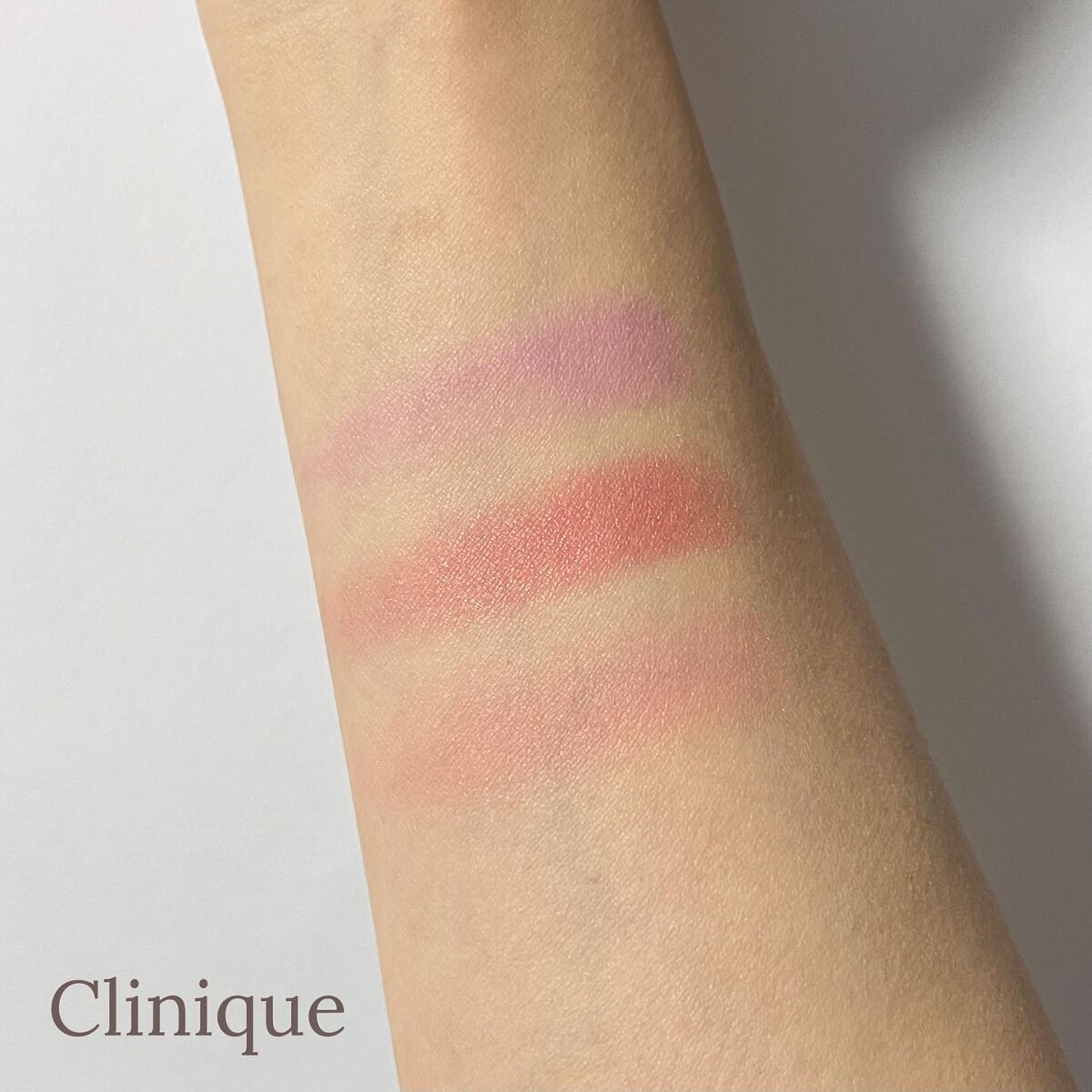 AMBIENT™ LIGHTING BLUSH QUAD - GHOST/HOURGLASS/パウダーチークを使ったクチコミ(3枚目)