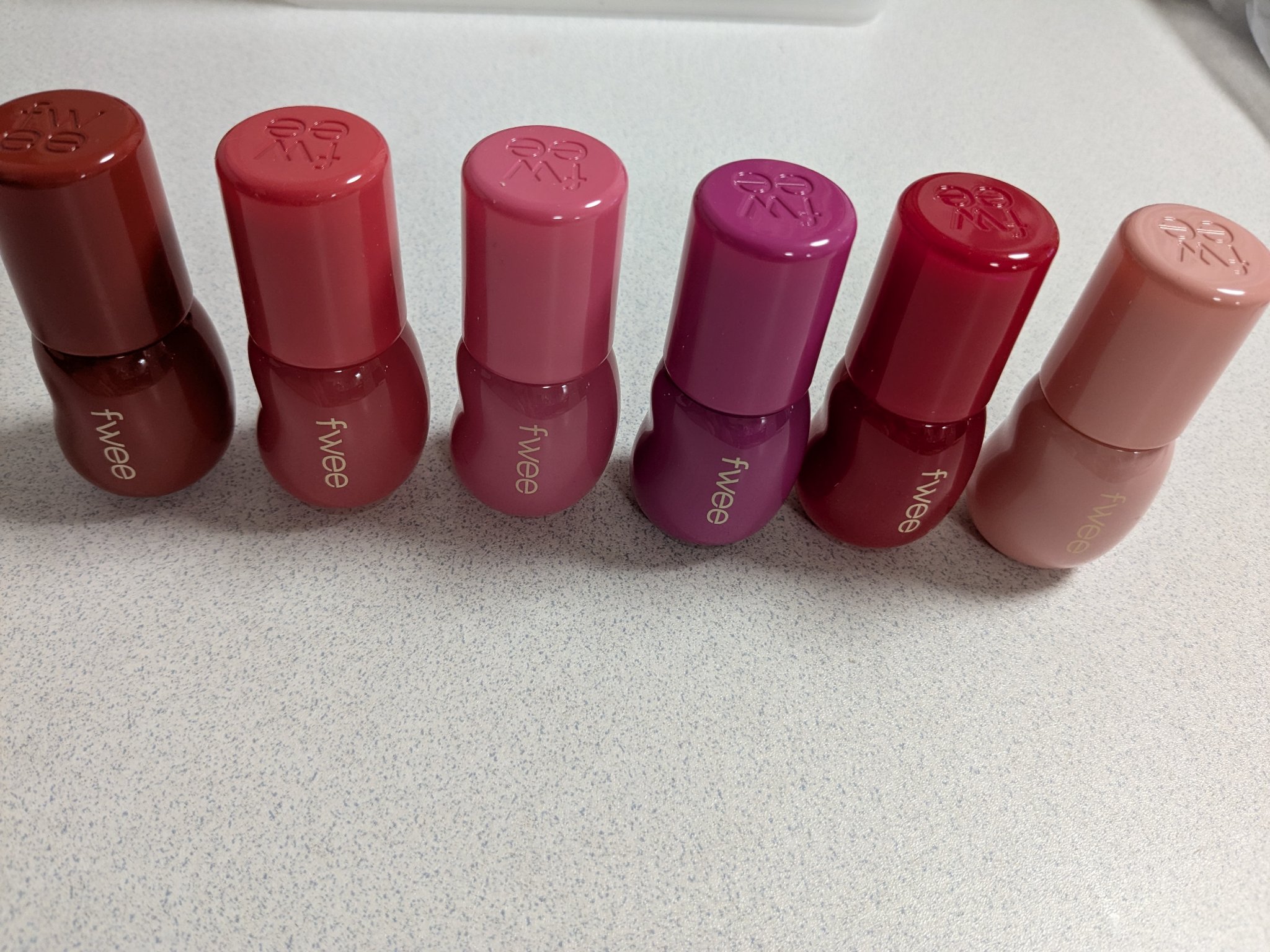 フィー 3Dボリューミンググロス/fwee/リップグロスを使ったクチコミ（2枚目）