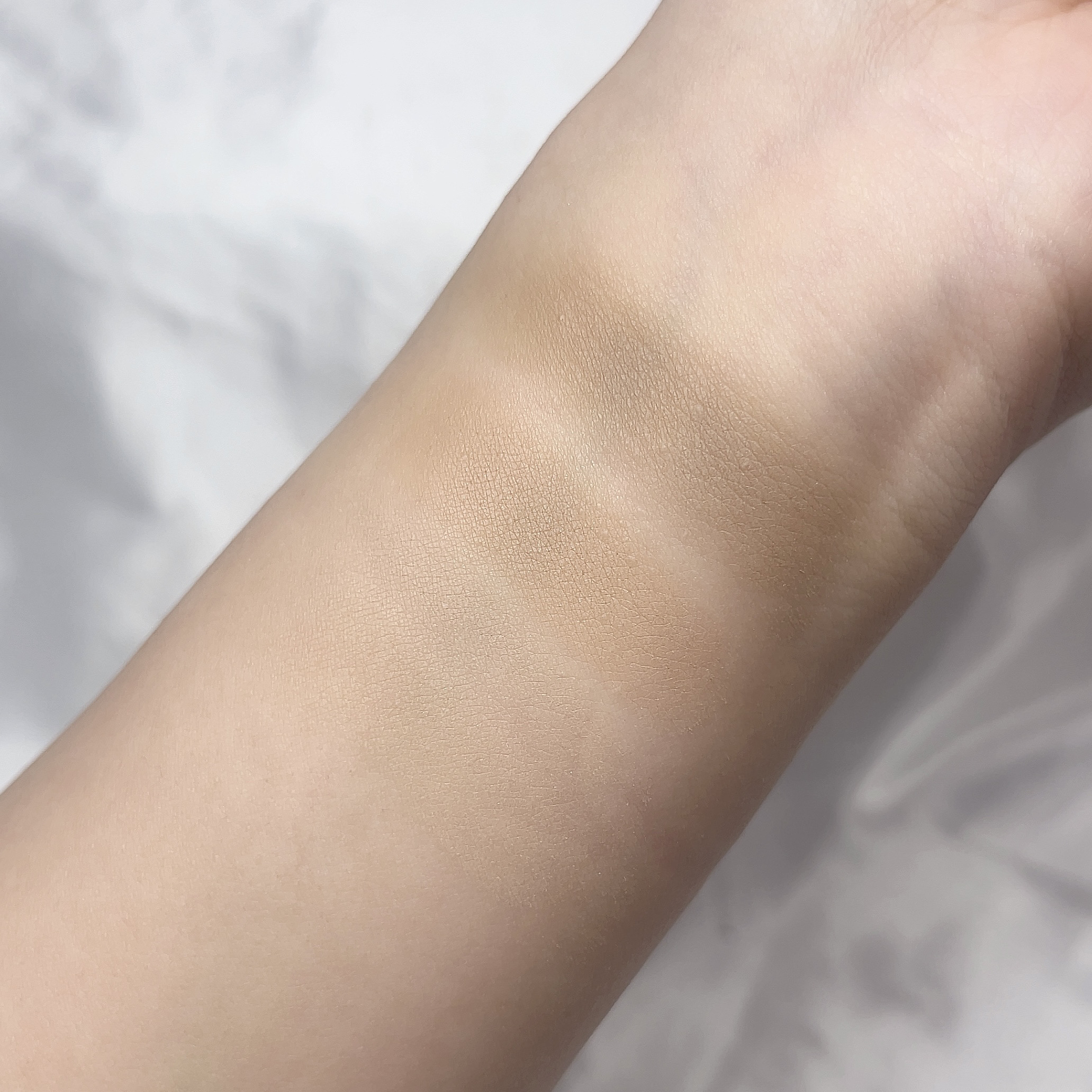 グリッタースティックアイシャドウ L4 ダスティピンク/Kirei&co./スティックアイシャドウを使ったクチコミ（3枚目）