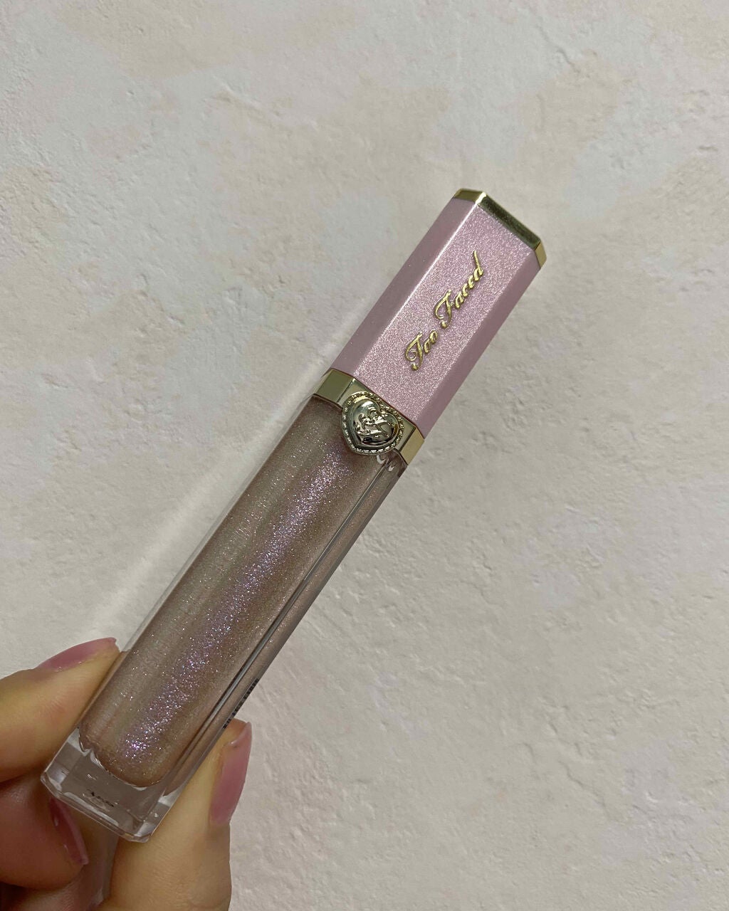 リッチ&ダズリン ハイシャイン スパークリング リップグロス/Too Faced/リップグロスを使ったクチコミ(1枚目)