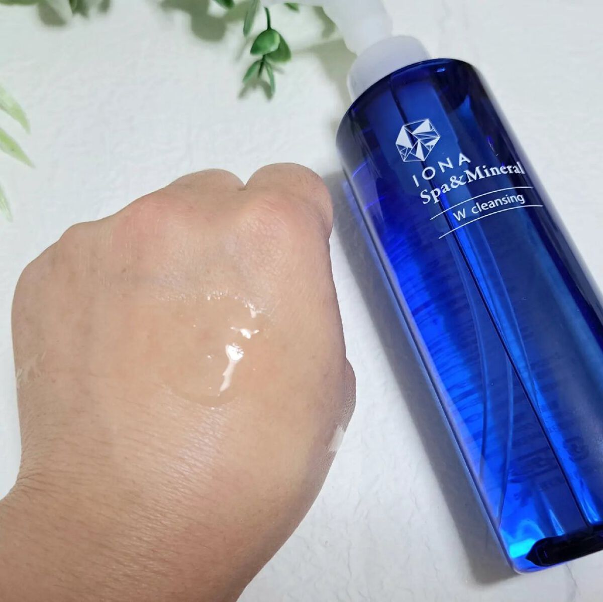 エッセンス ジェル/イオナ スパ＆ミネラル/オールインワン化粧品を使ったクチコミ（3枚目）