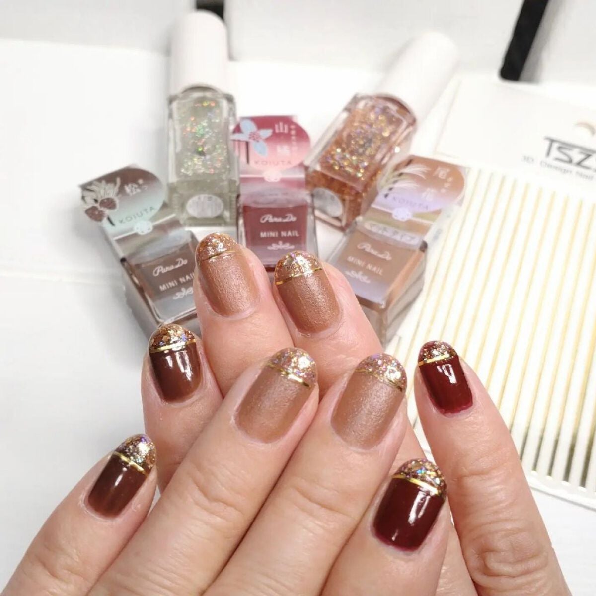 ミルクティ on LIPS 「✴✴#キラキラフレンチネイル✨✨✨✴パラドゥミニネイル(@pa..」(5枚目)