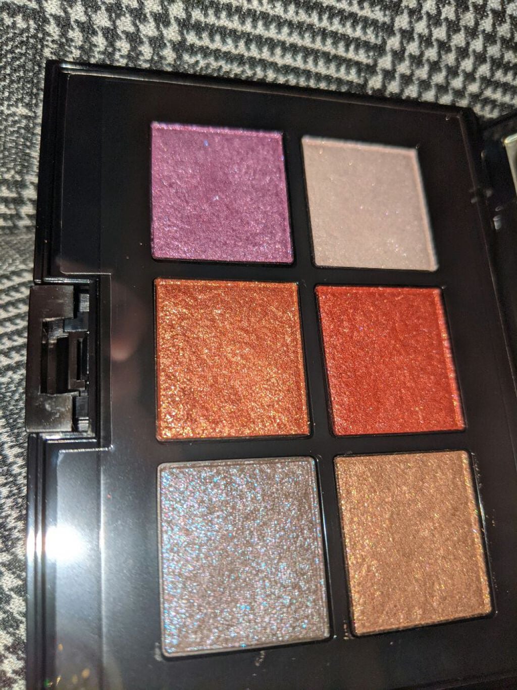 ホリデー アディクション “イリディセント ユーフォリア”/ADDICTION/メイクアップキットを使ったクチコミ(2枚目)