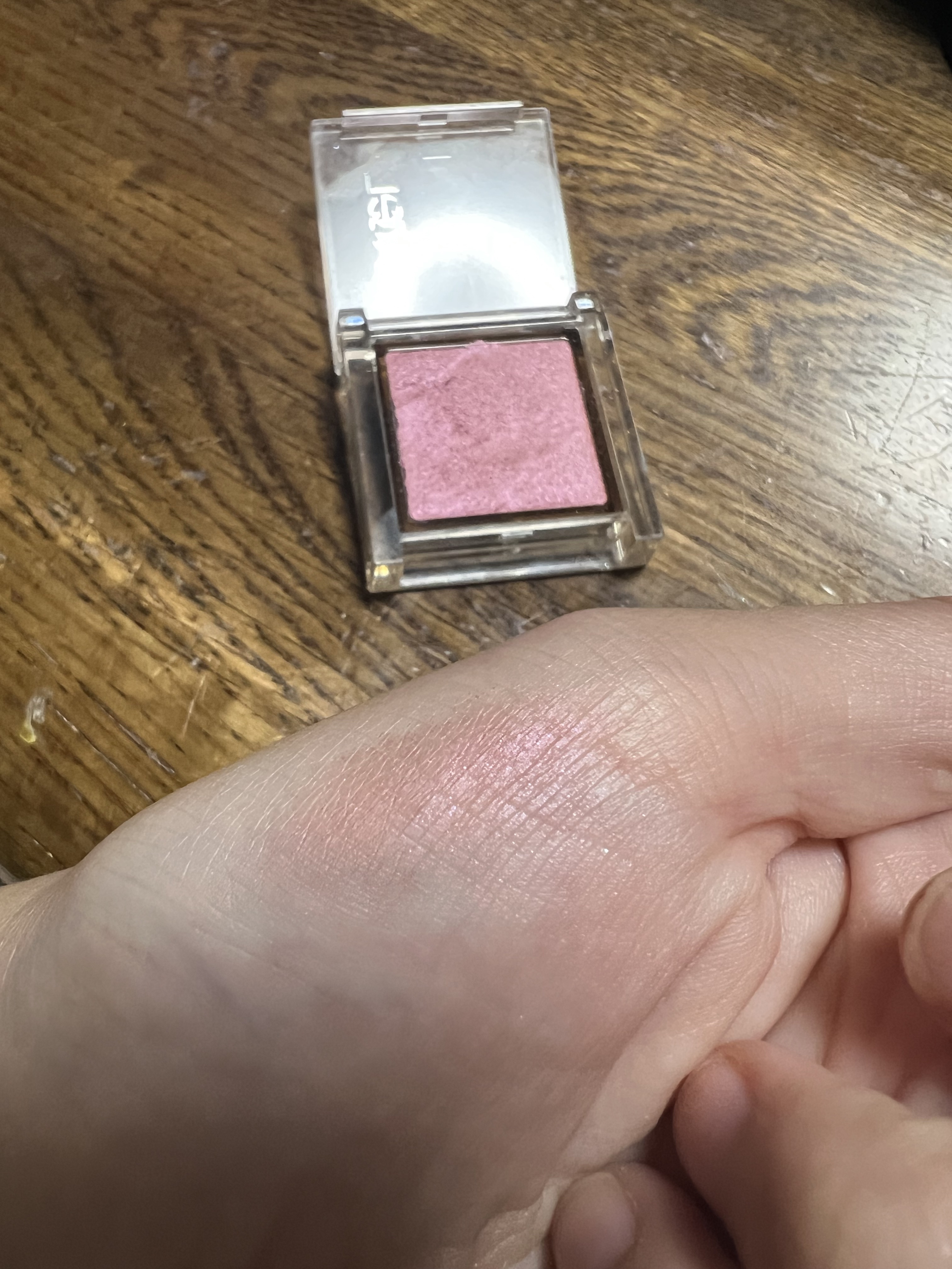 アイプランナー R03 ルバーブジャム/excel/単色アイシャドウを使ったクチコミ（3枚目）