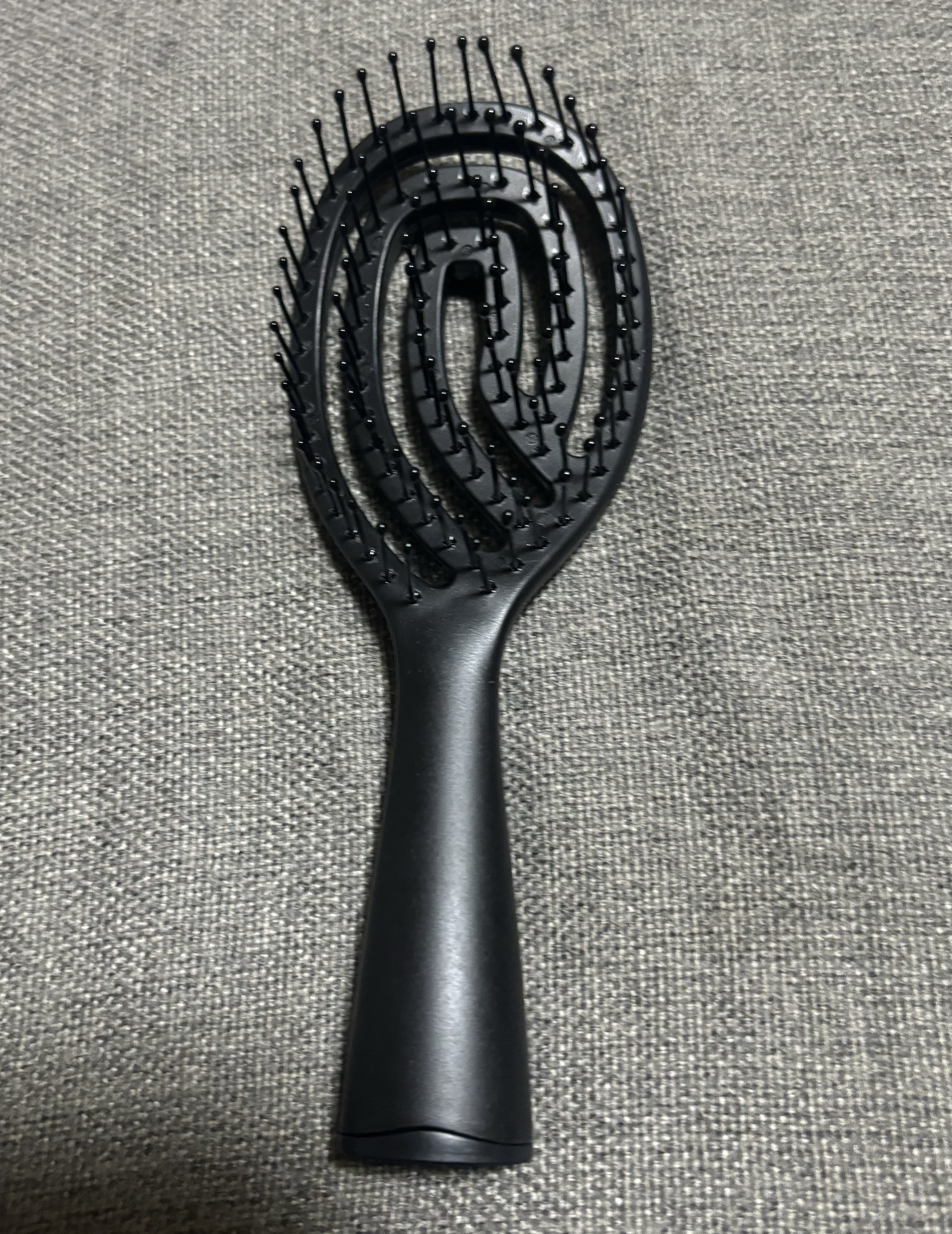 乾きやすいブローブラシ/DAISO/ヘアブラシを使ったクチコミ（1枚目）