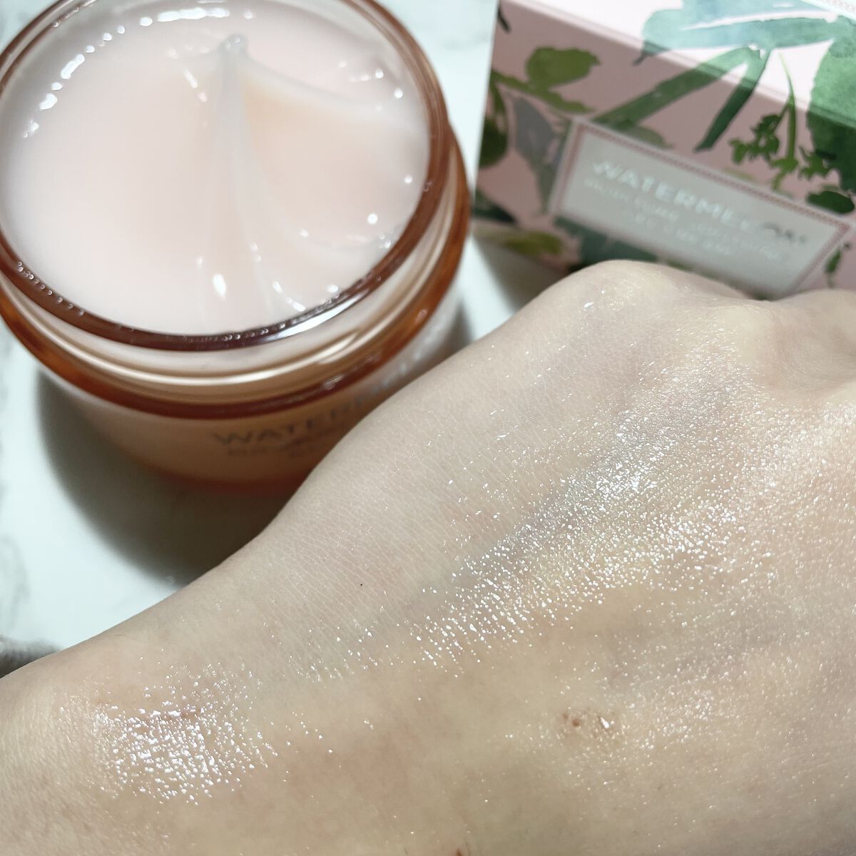 ウォーターメロン モイスチャーサージゲルクリーム/heimish/フェイスクリームを使ったクチコミ（3枚目）