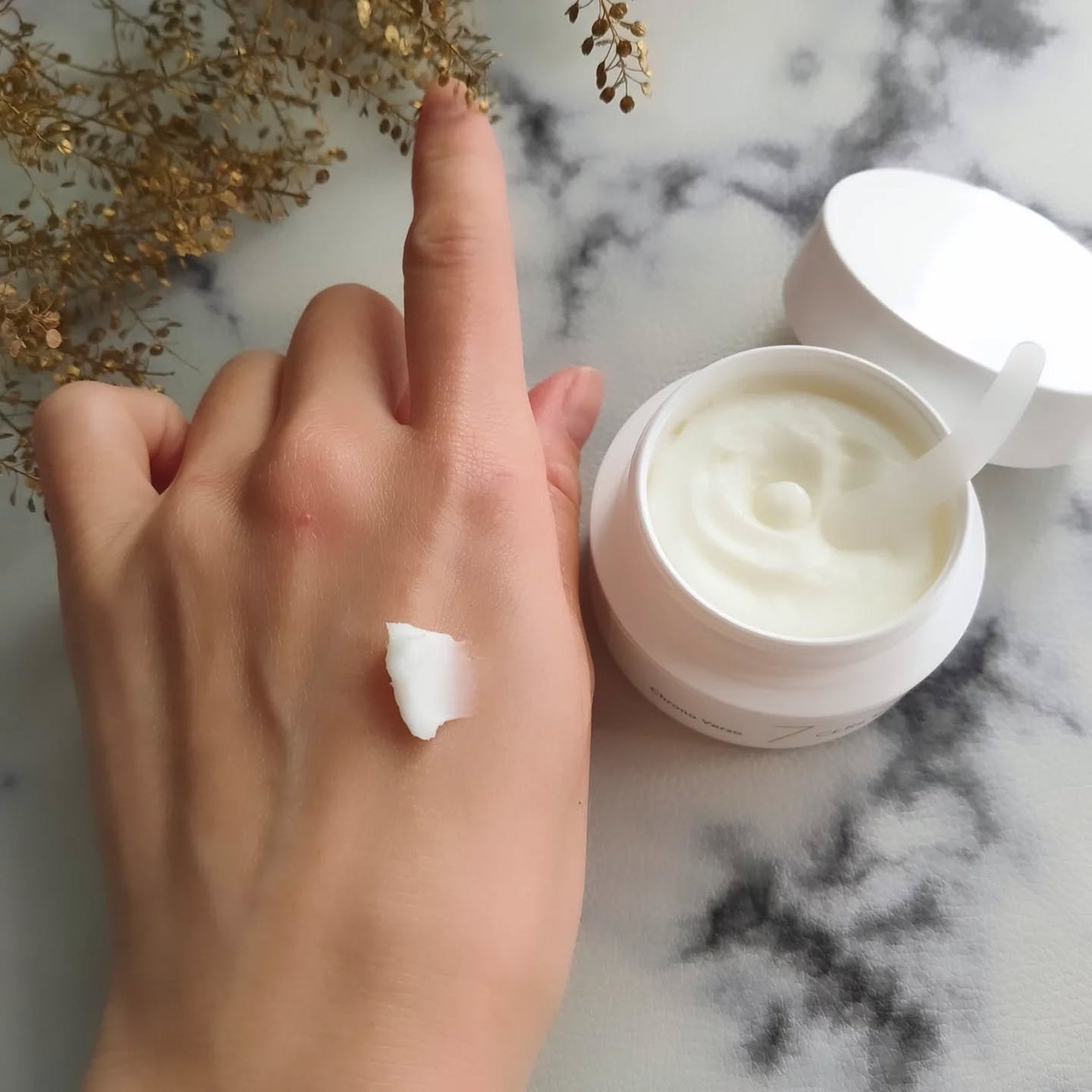 セラス ハイドロリテイン ローション(CERs hydro-retain lotion)/Chrono Verso/化粧水を使ったクチコミ(6枚目)