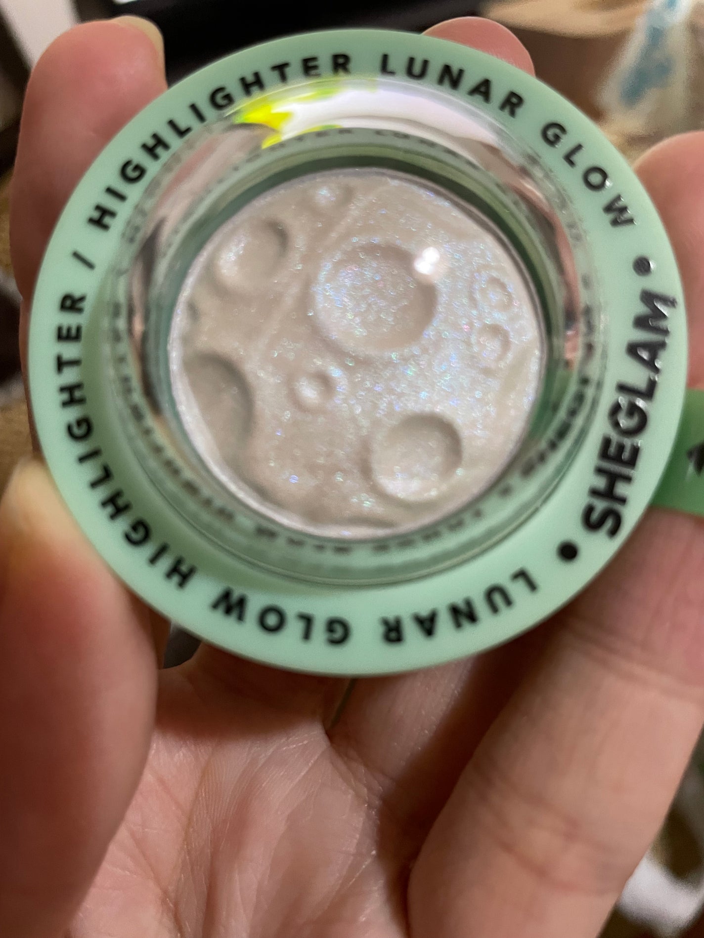 ルナグロウ ハイライター/SHEGLAM/パウダーハイライトを使ったクチコミ(1枚目)