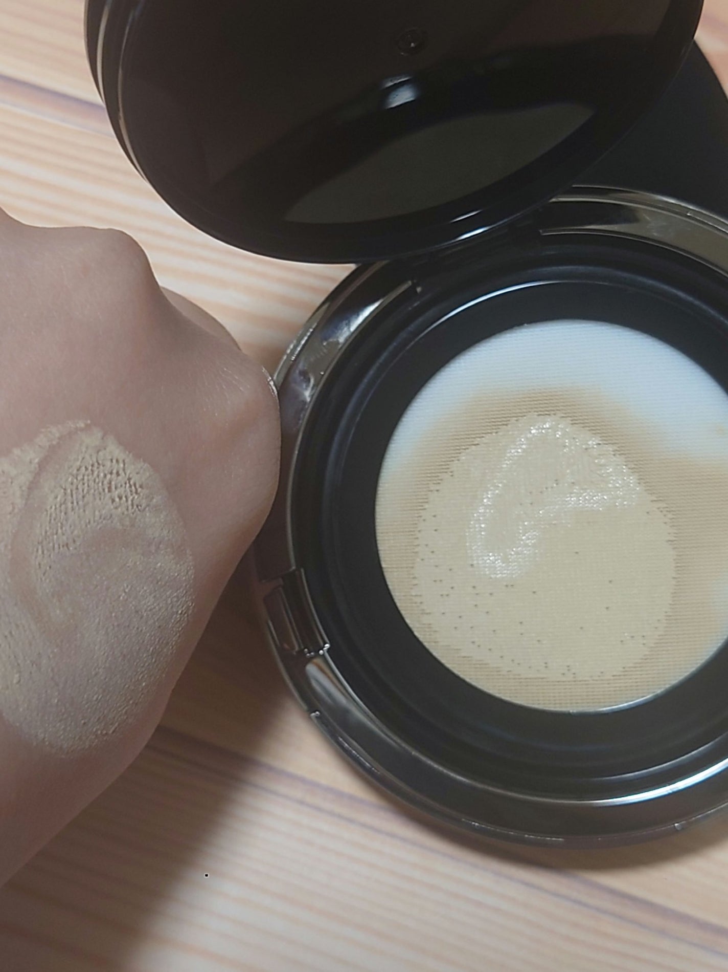 ロングウェア エア クッションファンデーション/FUNNY ELVES方里/クッションファンデーションを使ったクチコミ(5枚目)