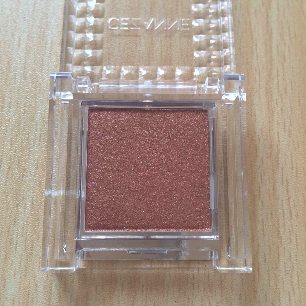 シングルカラーアイシャドウ/CEZANNE/単色アイシャドウを使ったクチコミ（2枚目）