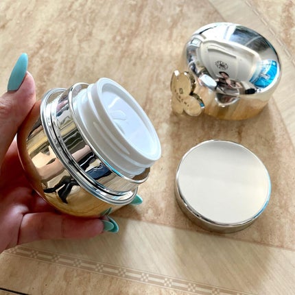 Shiho Arai on LIPS 「・・ココチフェイシャルエッセンスクリームマスクお試しさせていた..」(5枚目)