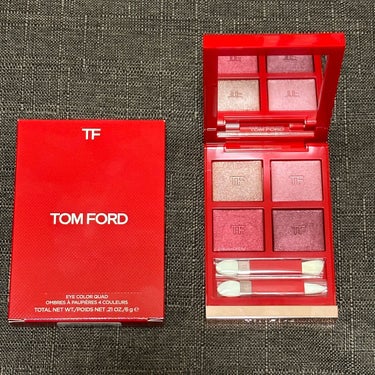 アイ カラー クォード 01SC エレクトリック チェリー (限定色)/TOM FORD BEAUTY/アイシャドウパレットを使ったクチコミ（1枚目）