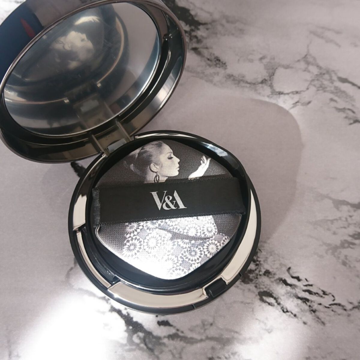 ロングウェアクッションファンデーション/V&Aビューティー/クッションファンデーションを使ったクチコミ（3枚目）